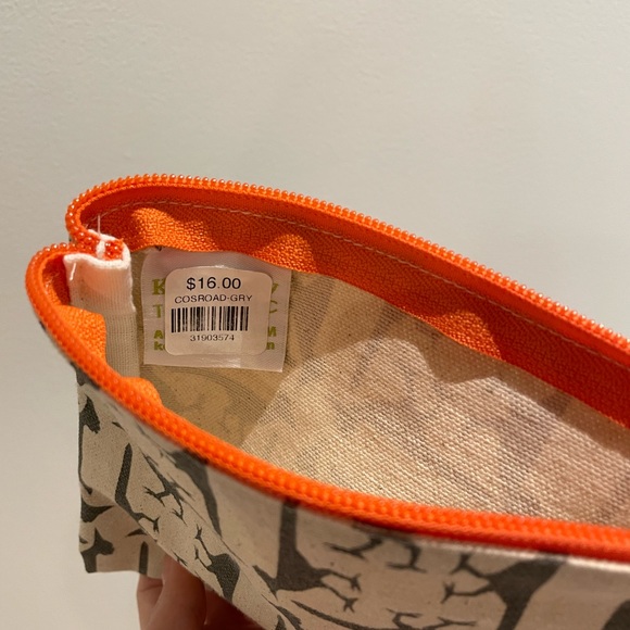 Makeup bag NWT - Picture 4 of 4